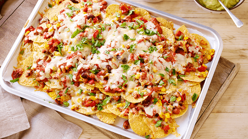 cheese bean & sweetcorn nachos