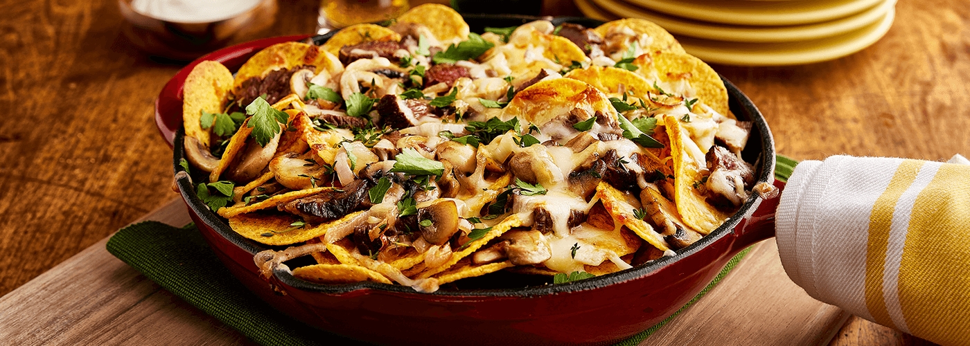 What To Serve & Eat With Nachos